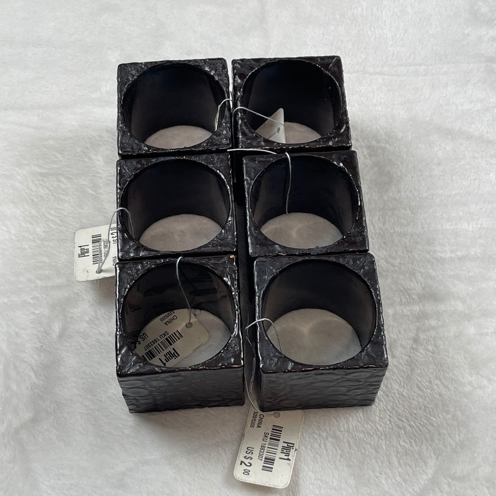 Pier 1 Dark Brown Croc Embossed Square Napkin Rings Set of 6 NEW Hostess Gift